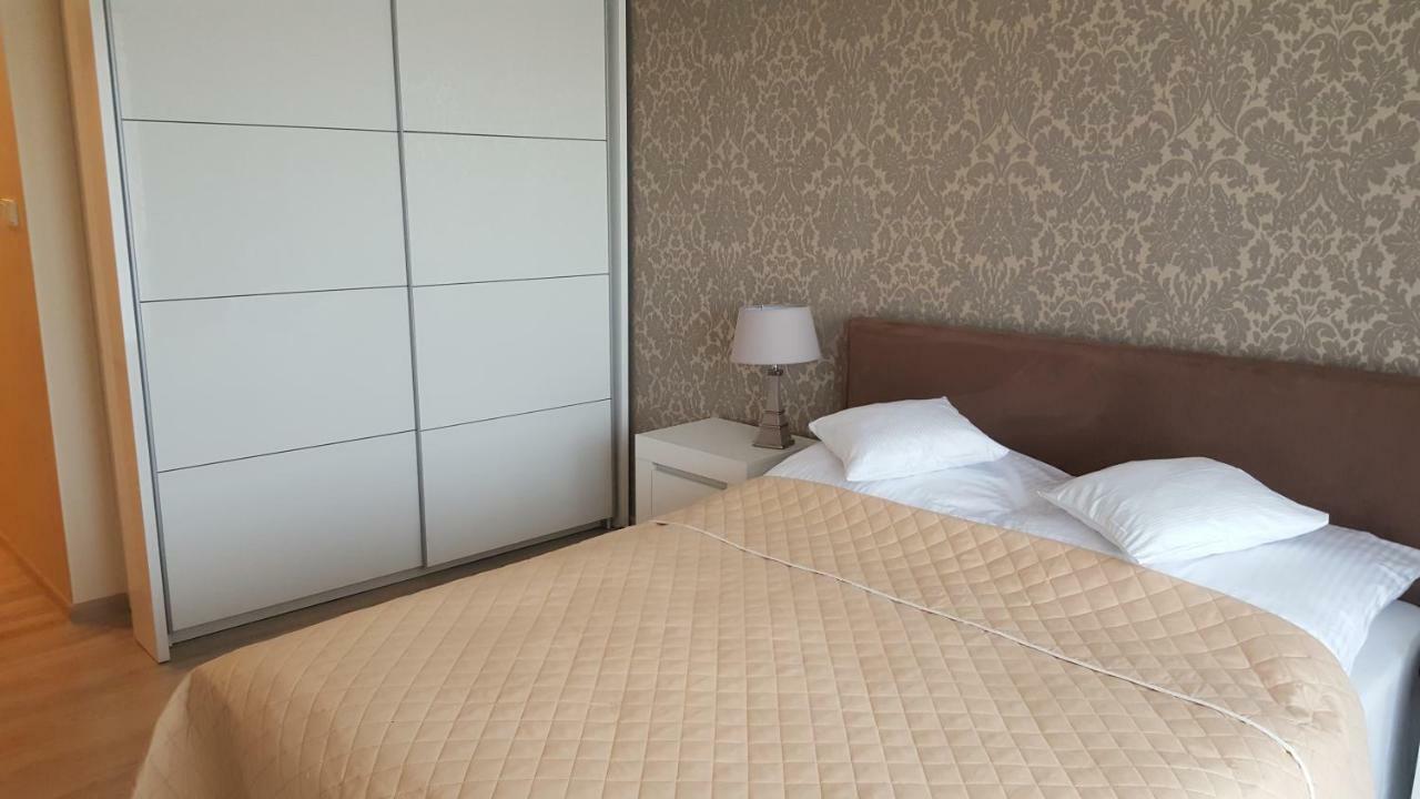 Wroclaw Apartamenty Kepa Mieszczanska Buitenkant foto
