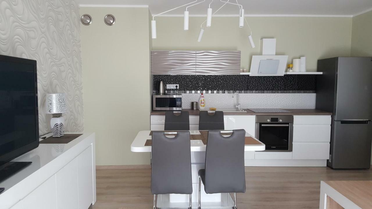 Wroclaw Apartamenty Kepa Mieszczanska Buitenkant foto