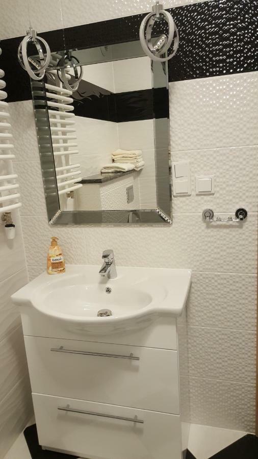 Wroclaw Apartamenty Kepa Mieszczanska Buitenkant foto